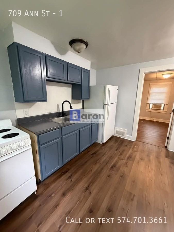 709 Ann St #1 - Photo 3 of 5