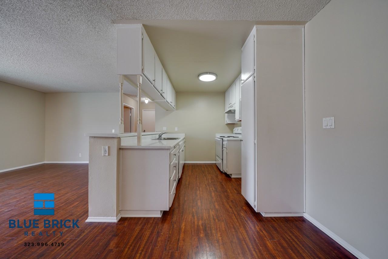 10250 Commerce Ave #216 - Photo 5 of 33