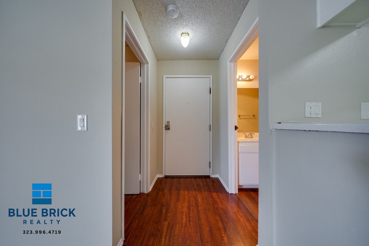 10250 Commerce Ave #216 - Photo 7 of 33