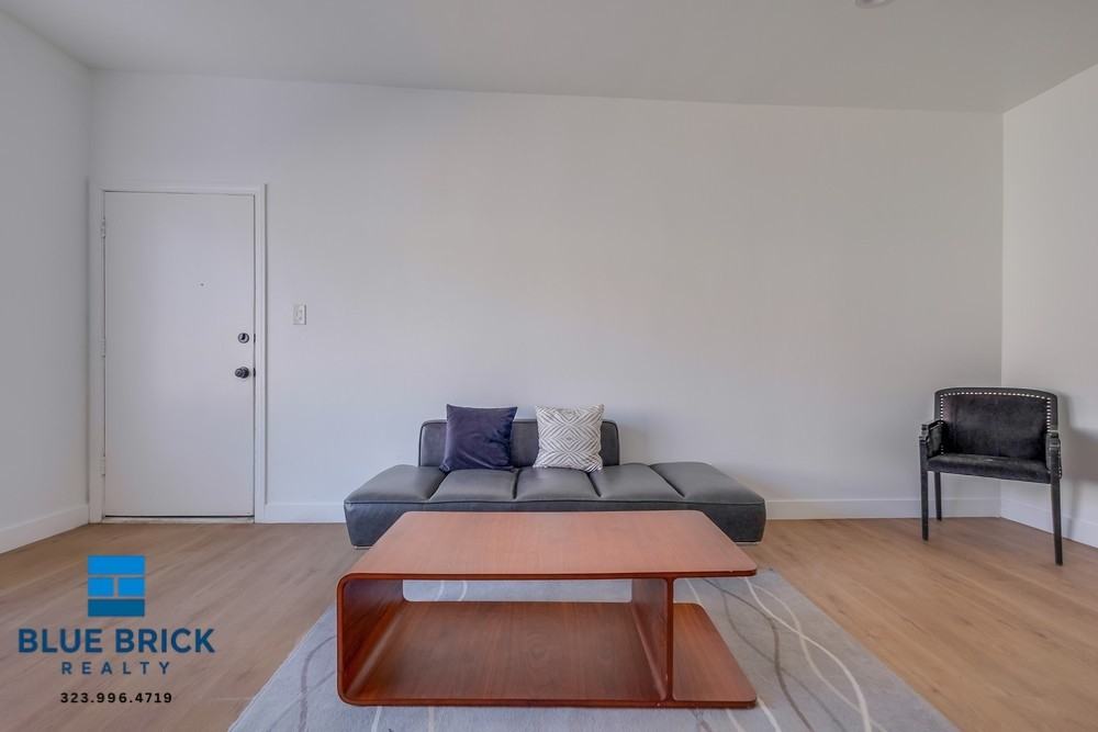 5312 Corteen Pl #16 - Photo 5 of 48