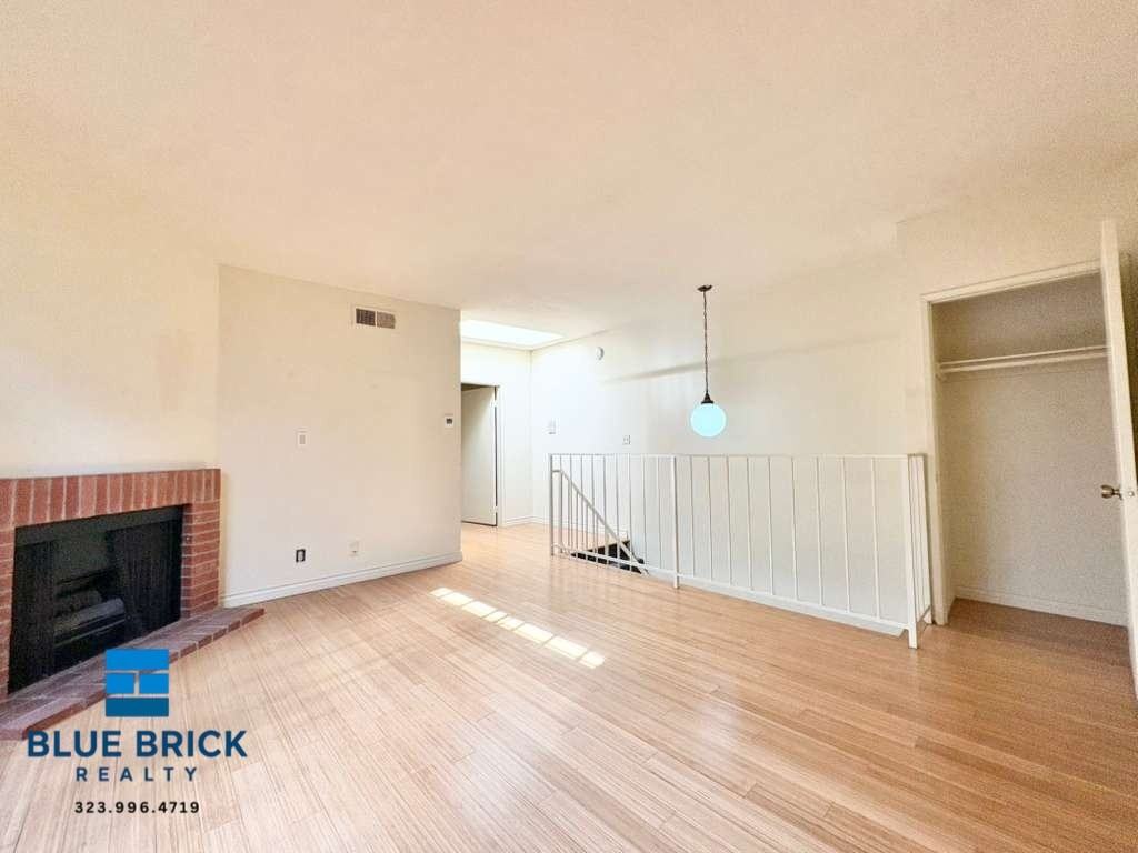 4455 Vista Del Monte Ave #4 - Photo 3 of 8