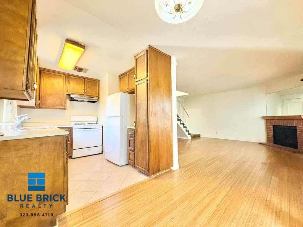 4455 Vista Del Monte Ave #4 - Photo 4 of 8