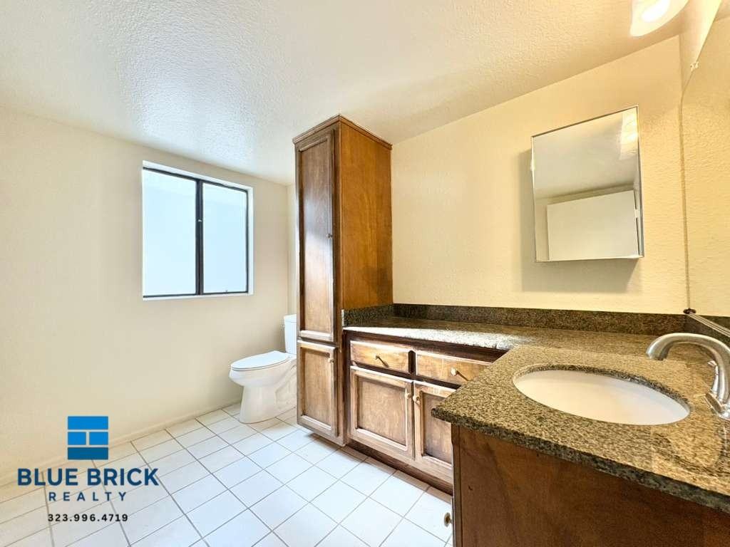 4455 Vista Del Monte Ave #4 - Photo 7 of 8