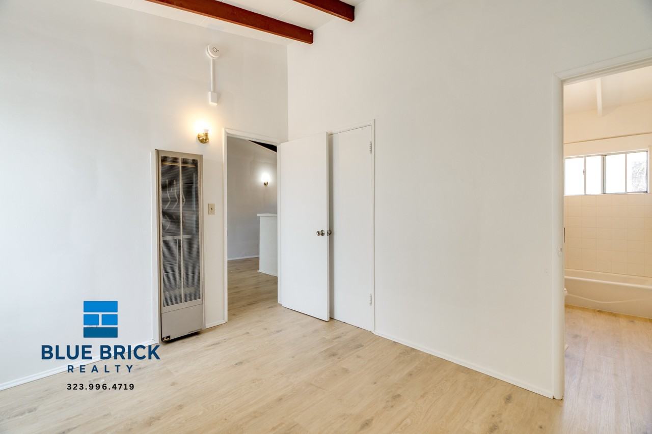 7910 Willis Ave #4 - Photo 5 of 16