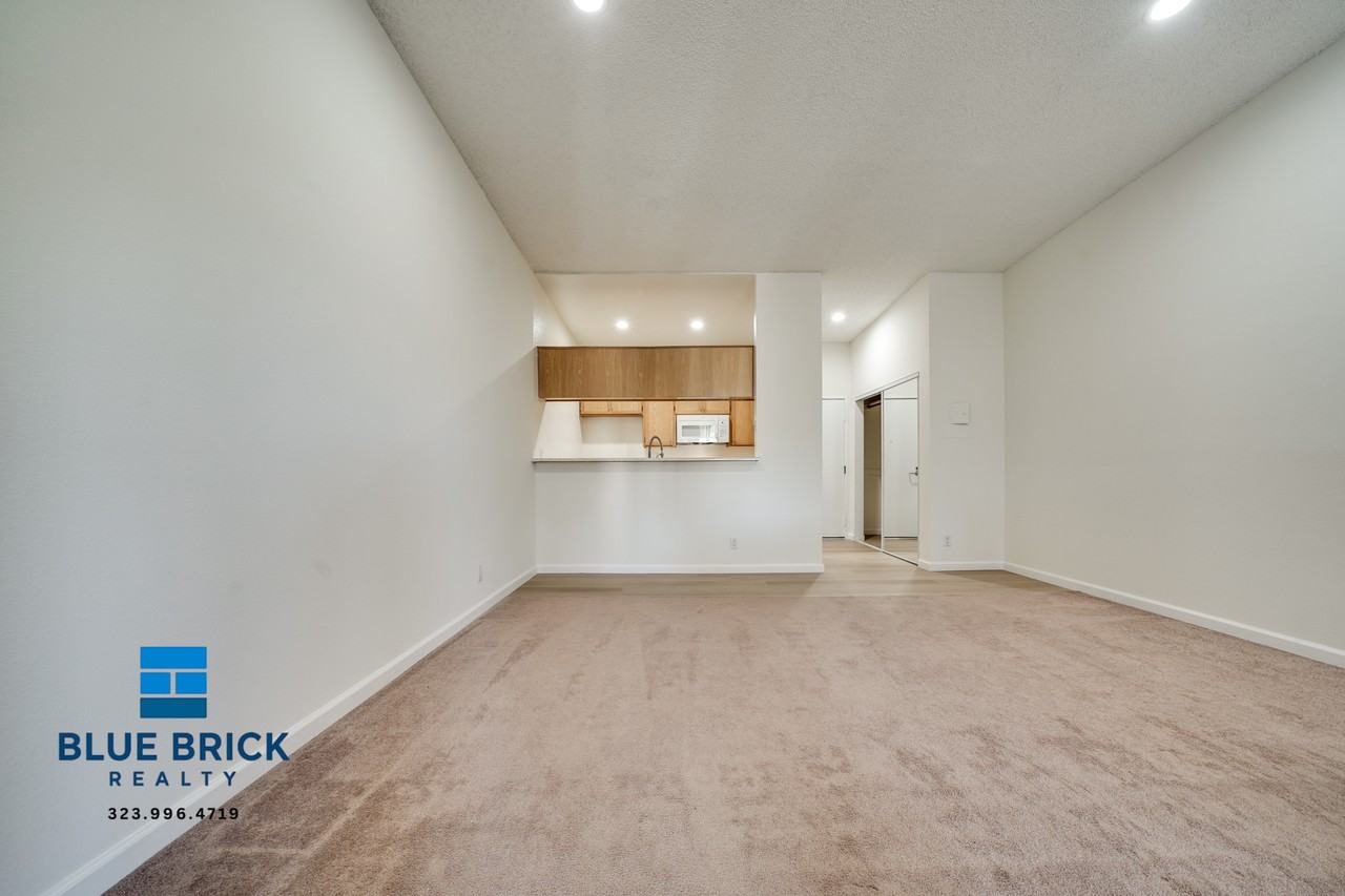 11225 Morrison St #115 - Photo 5 of 28