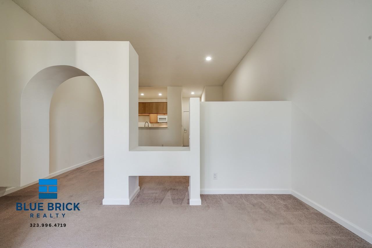 11225 Morrison St #115 - Photo 7 of 28