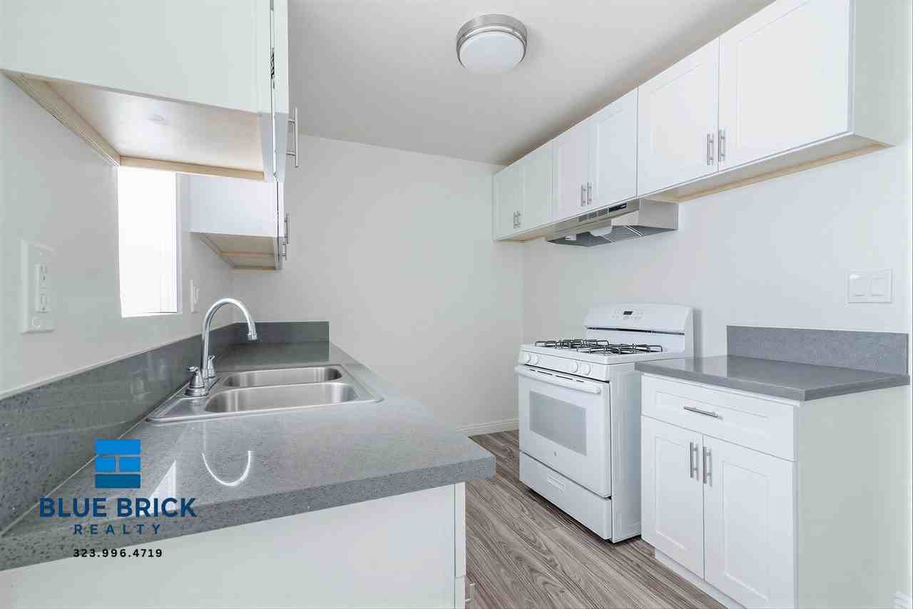 14766 Delano St #11 - Photo 2 of 14