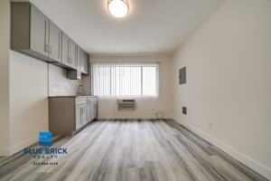 featured image of 15938 Vanowen St #11