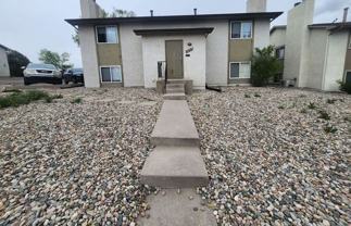 1835 Zebulon Dr #B - Photo 1 of 1