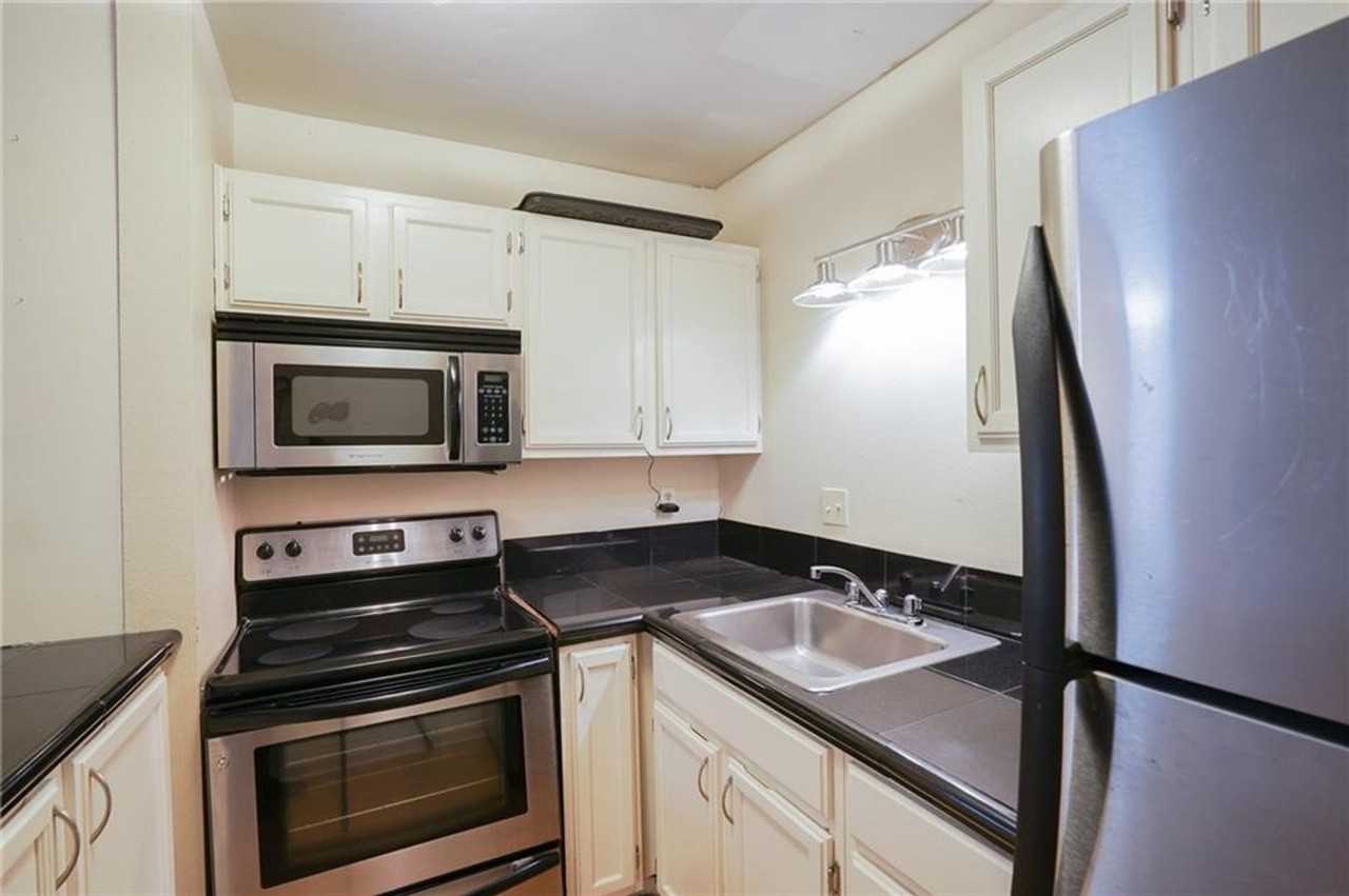 1000 W 26th St #103 - Photo 6 of 14