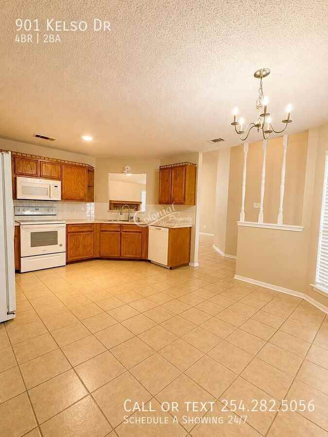 901 Kelso Dr - Photo 2 of 14