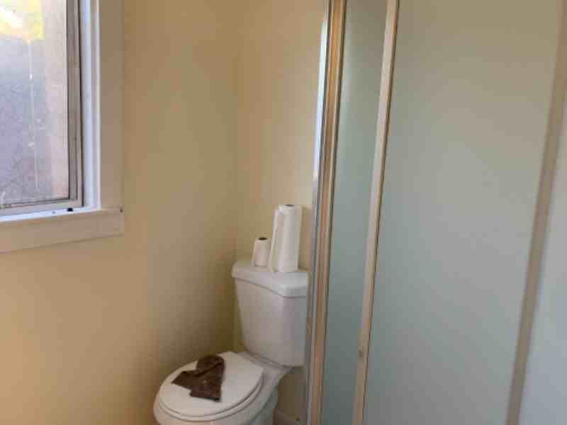2230 Q St #B - Photo 4 of 11