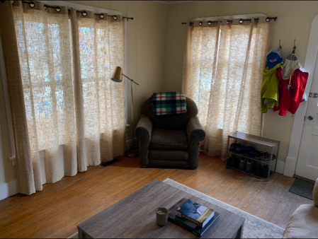 917 E 2nd St - Photo 2 of 12