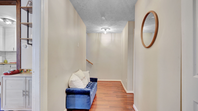 15 Averill Ave - Photo 7 of 25
