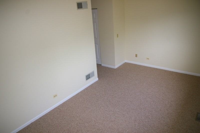 315 Creekside Dr #A - Photo 4 of 37