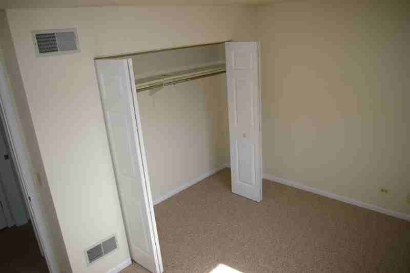 315 Creekside Dr #A - Photo 6 of 37
