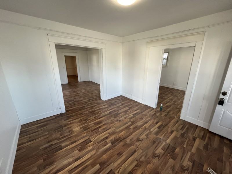 1608 Hayes Ave - Photo 4 of 13