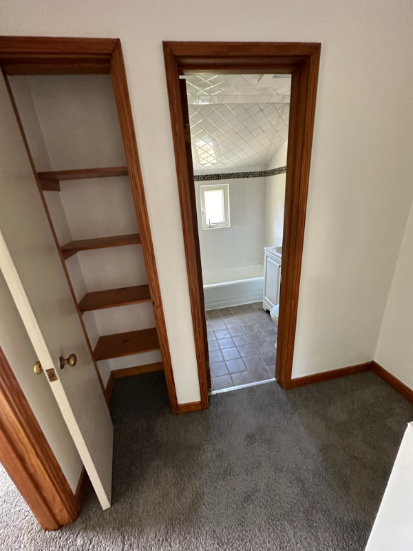 1008 1/2 Alquin St - Photo 7 of 12