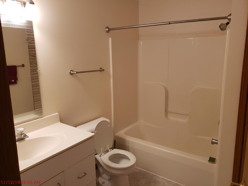 625 N Jackson St #1 - Photo 5 of 8