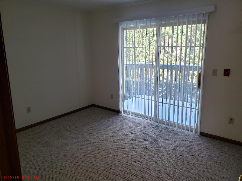 625 N Jackson St #1 - Photo 6 of 8