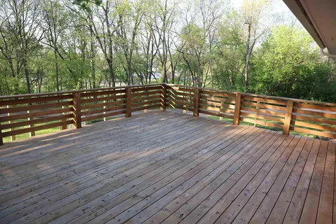 125 Pleasant Ave - Photo 2 of 8