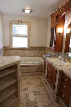 125 Pleasant Ave - Photo 4 of 8