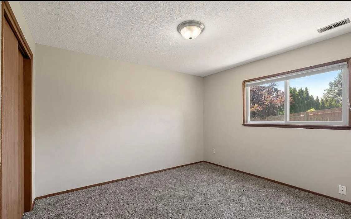206 N 72nd Ave #A - Photo 6 of 15