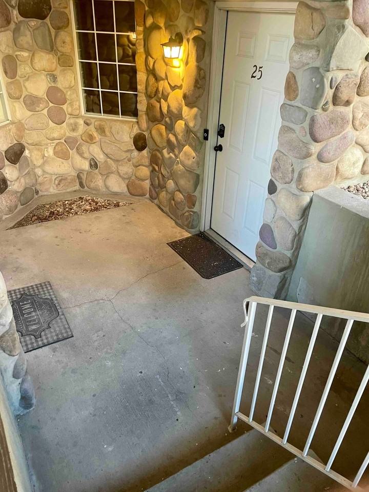 1303 Riverside Ave #25 - Photo 2 of 15