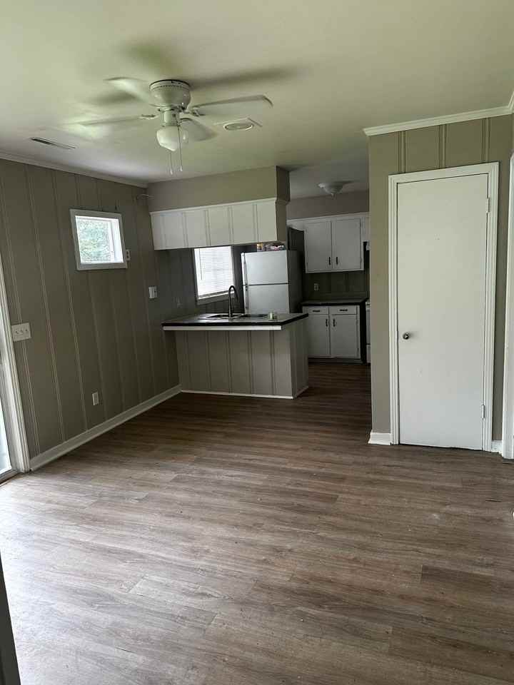 5802 Highland Dr - Photo 4 of 11