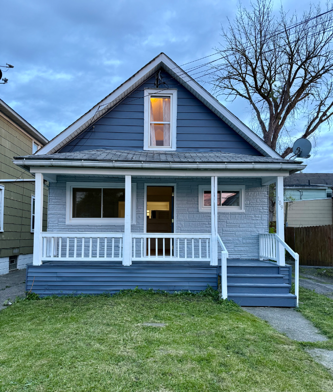 109 6th Ave #1