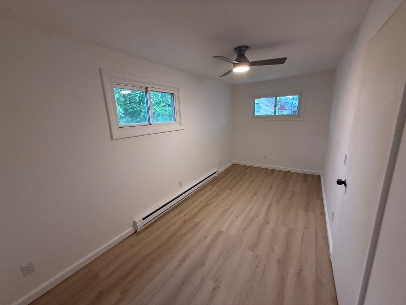 109 6th Ave #1 - Photo 4 of 8
