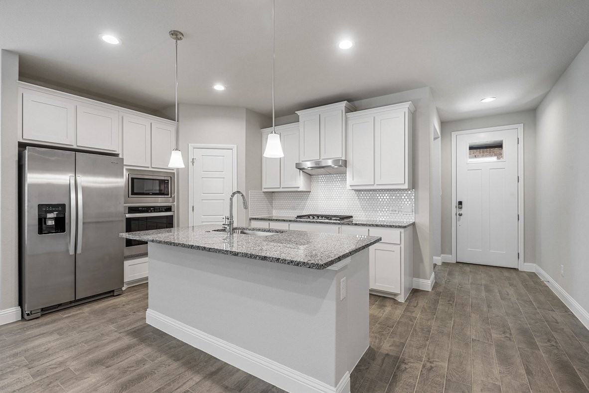 1400 Razordbill Rd #2B - Photo 4 of 5