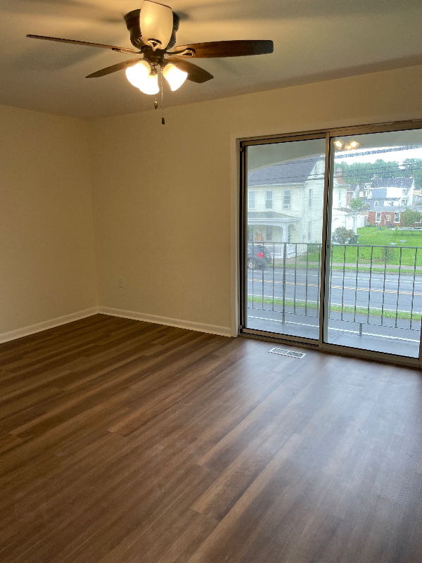 1809 Chestnut St - Photo 5 of 8