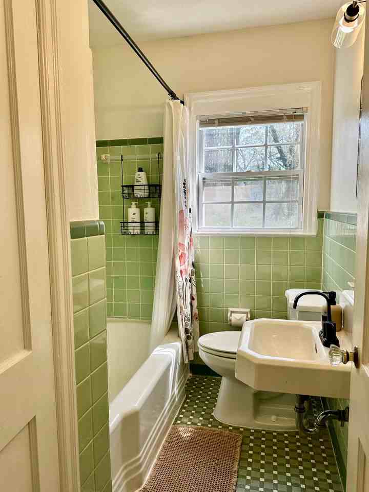 1790 Cecilia Dr Se - Photo 6 of 14