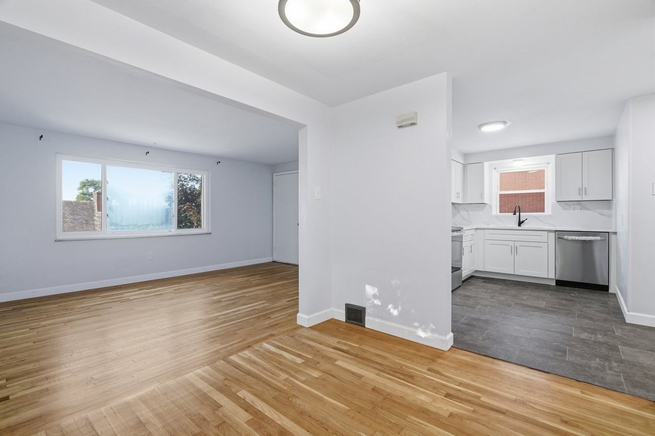 168 Bryson Ave #2 - Photo 5 of 18