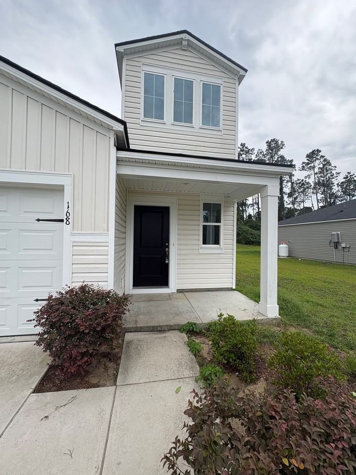 168 Carolina Lakes Blvd - Photo 2 of 31