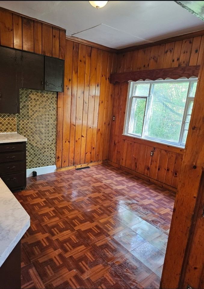 175 Rosewood Ter - Photo 2 of 10