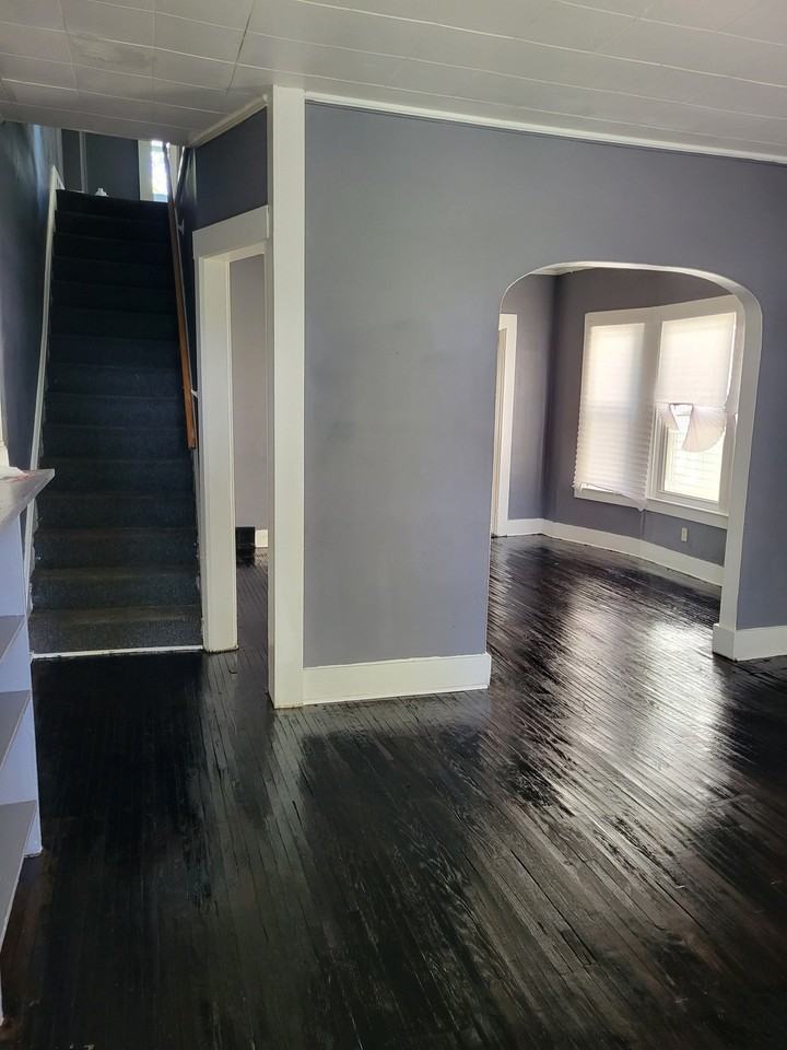175 Rosewood Ter - Photo 3 of 10