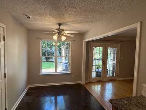 905 Matthews School Rd - Photo 7 of 20