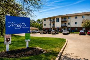 featured image of 649 The Heights,Parkwild Dr #4H1