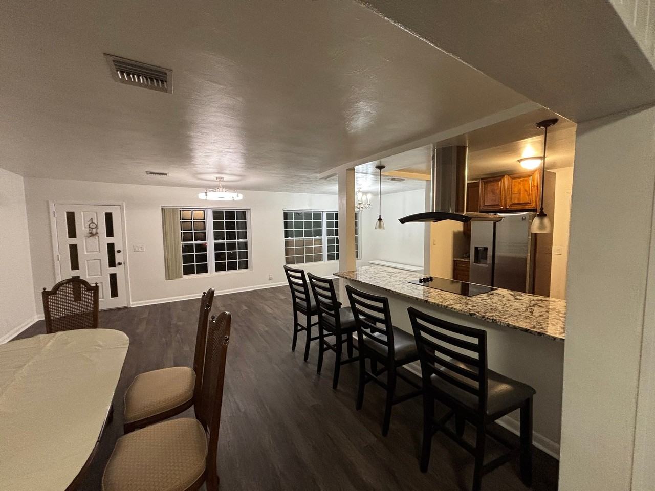 1215 S Keene Rd - Photo 4 of 12