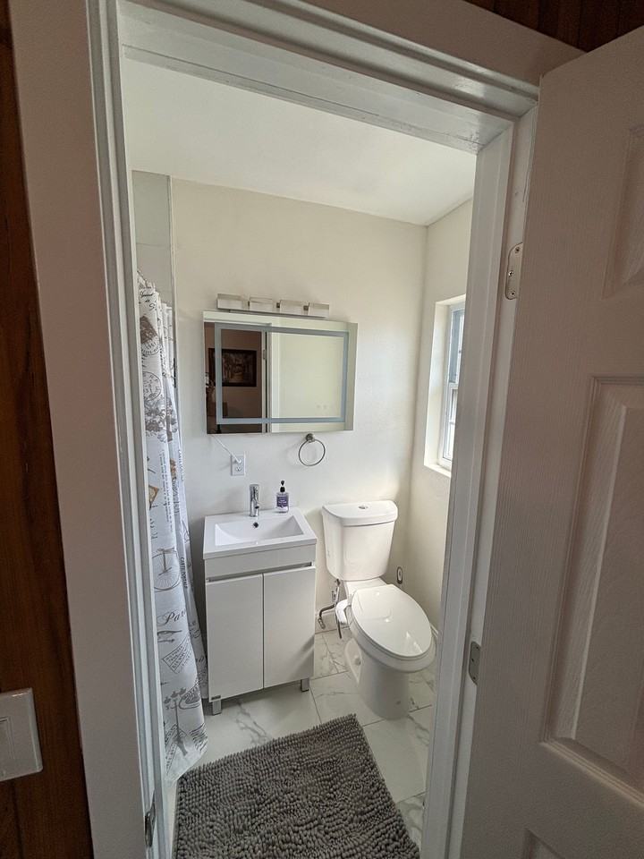 1215 S Keene Rd - Photo 7 of 12