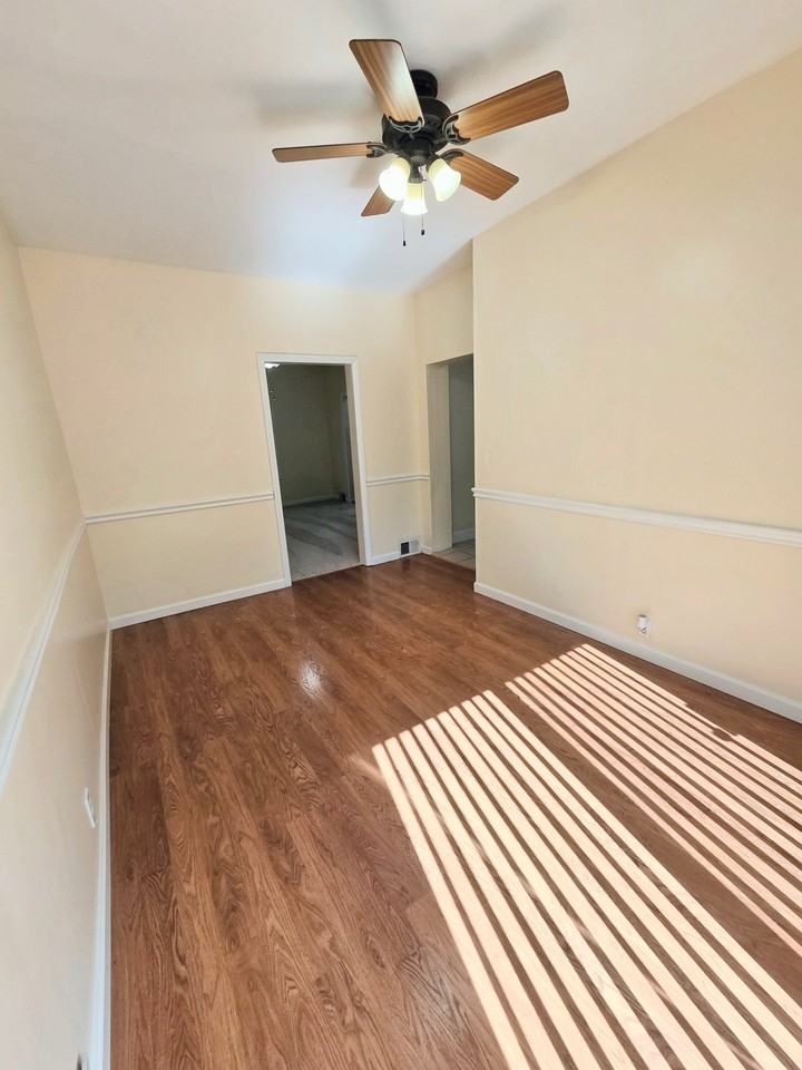 313 Rinne St - Photo 4 of 17