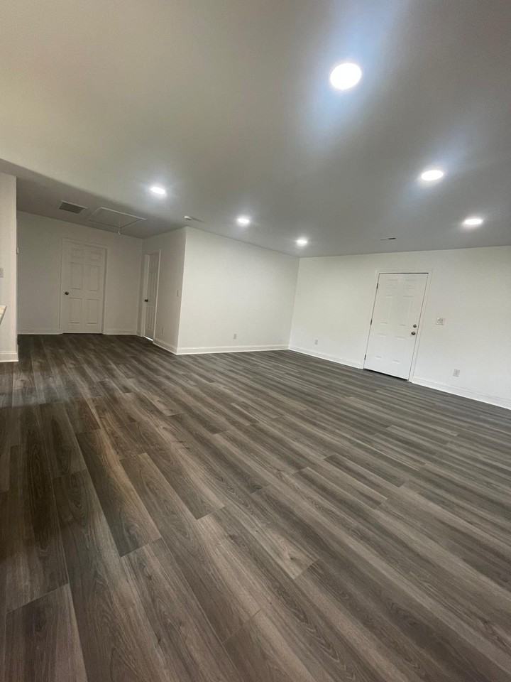 6390 Frank Watts Rd - Photo 5 of 19