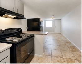 1402 W Mercer Ln #3 - Photo 1 of 1