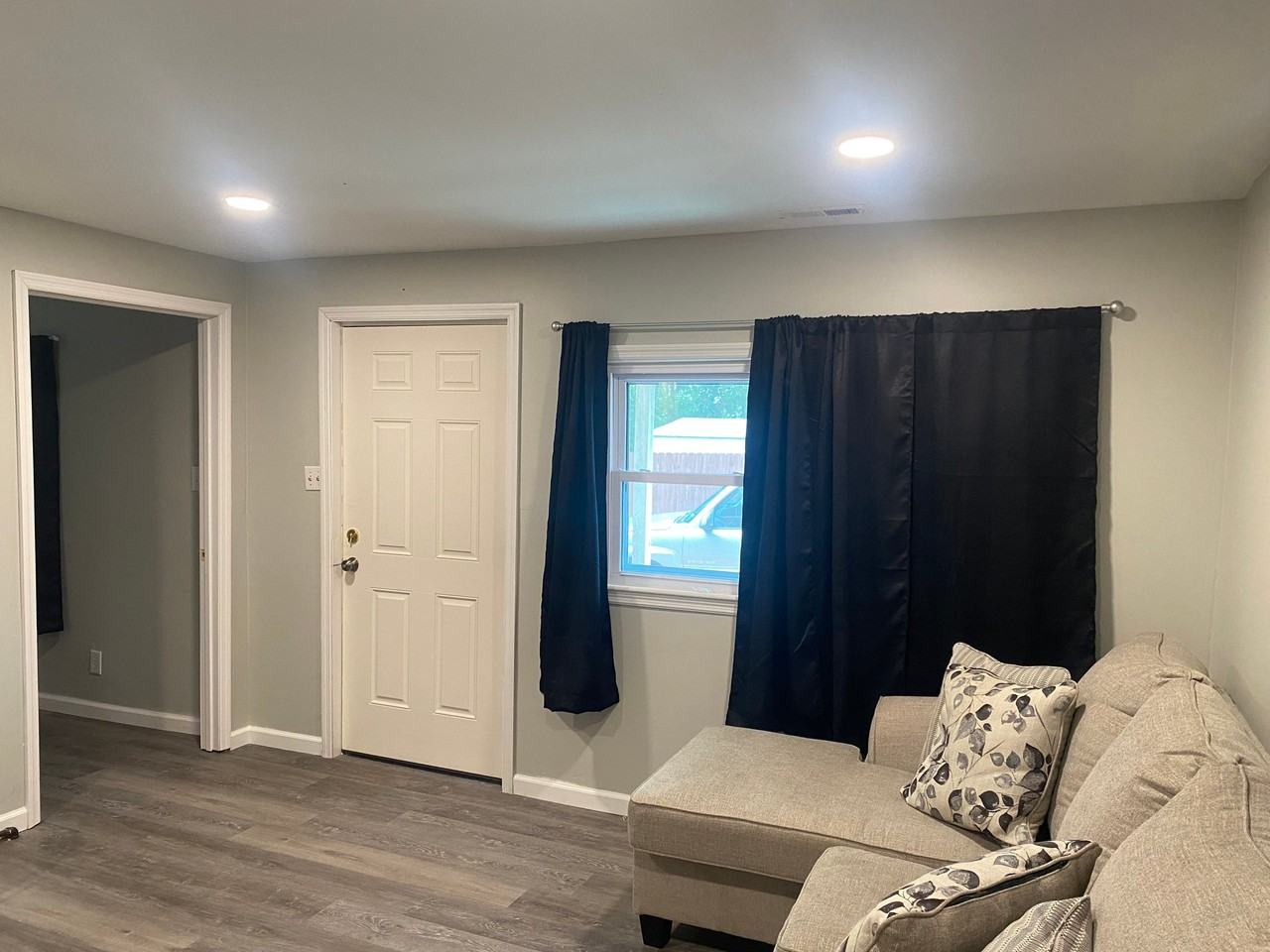 211 Lafayette St Nw - Photo 3 of 12