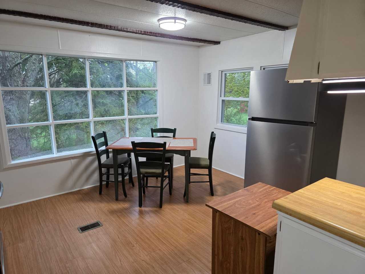 4639 Hill Rd - Photo 4 of 14