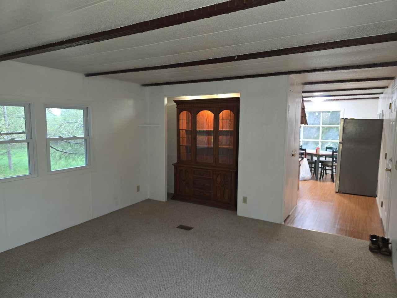 4639 Hill Rd - Photo 6 of 14