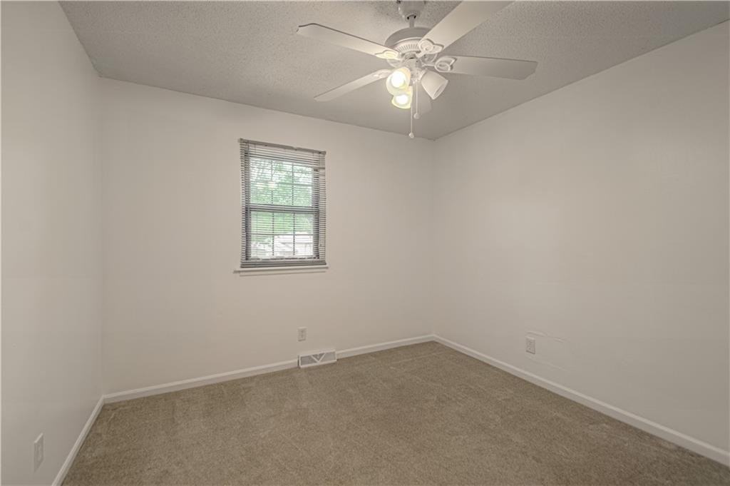106 Ethel Ln - Photo 7 of 15