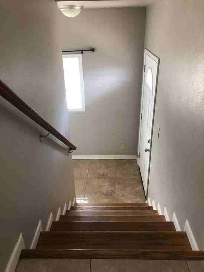 645 Komo Pl #D - Photo 5 of 6